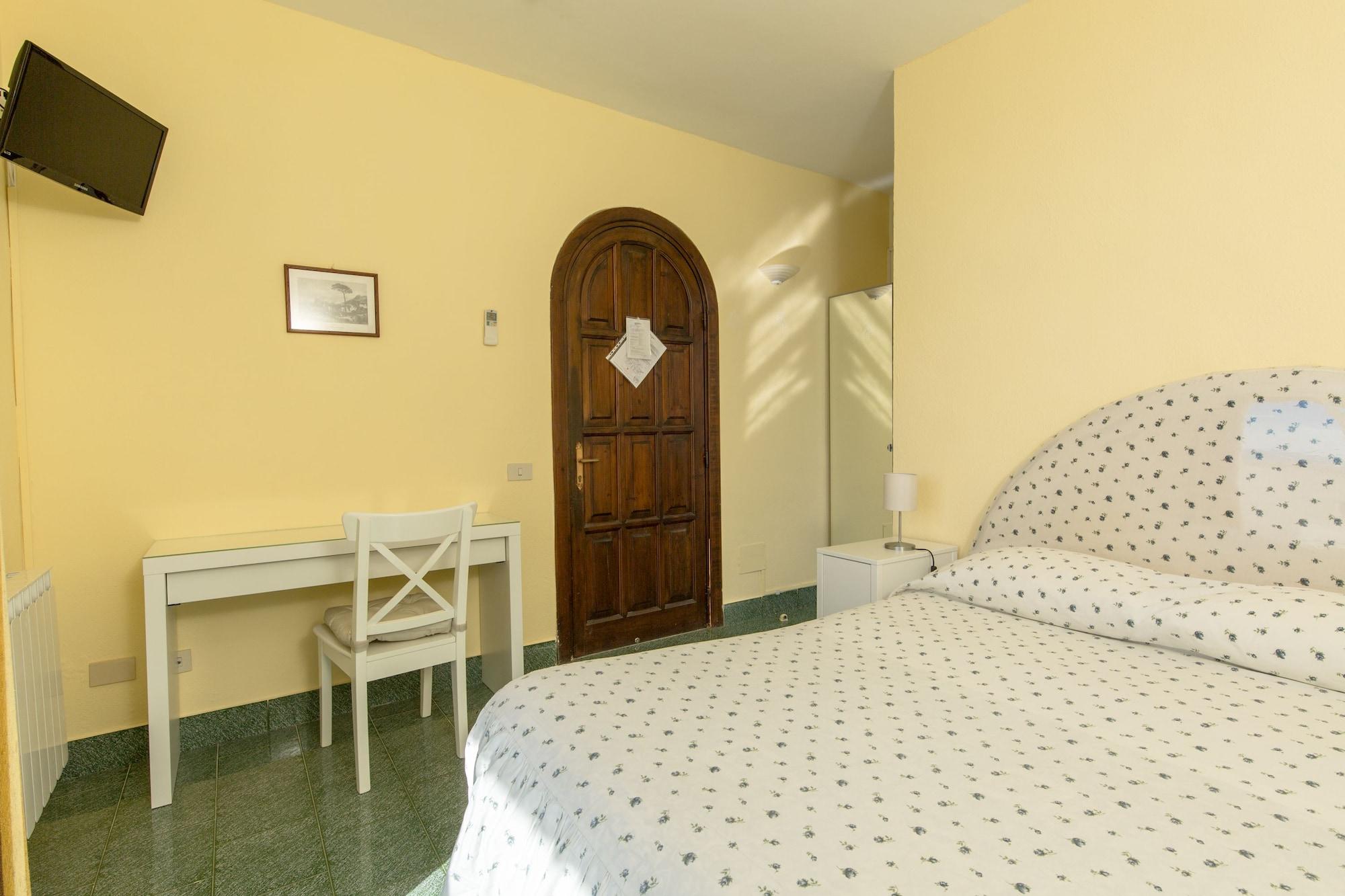 Hotel Ape Regina Casamicciola Terme Exterior photo