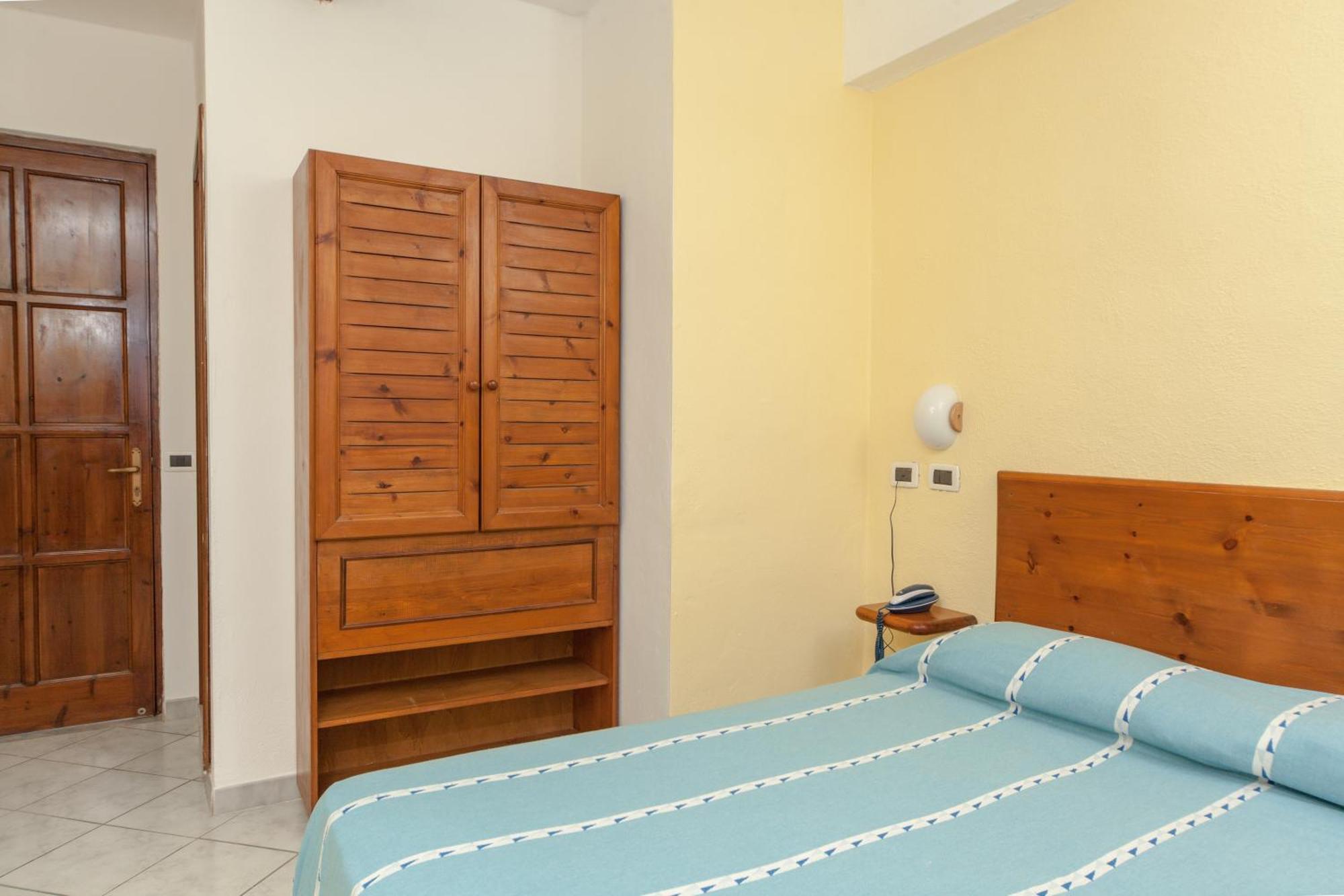 Hotel Ape Regina Casamicciola Terme Room photo
