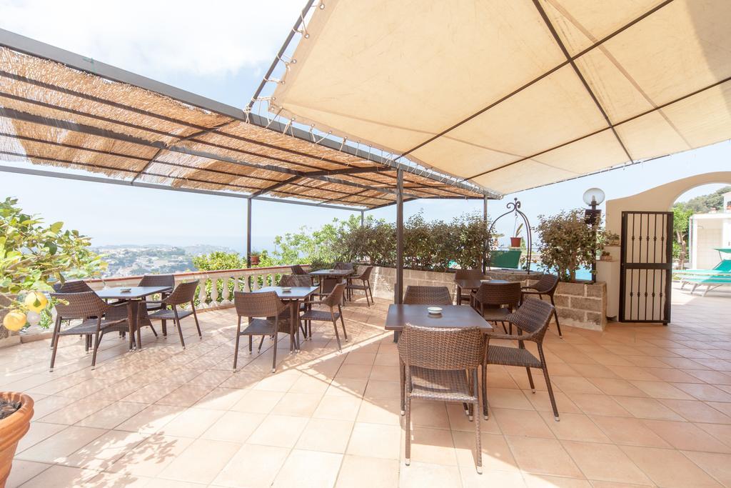 Hotel Ape Regina Casamicciola Terme Exterior photo